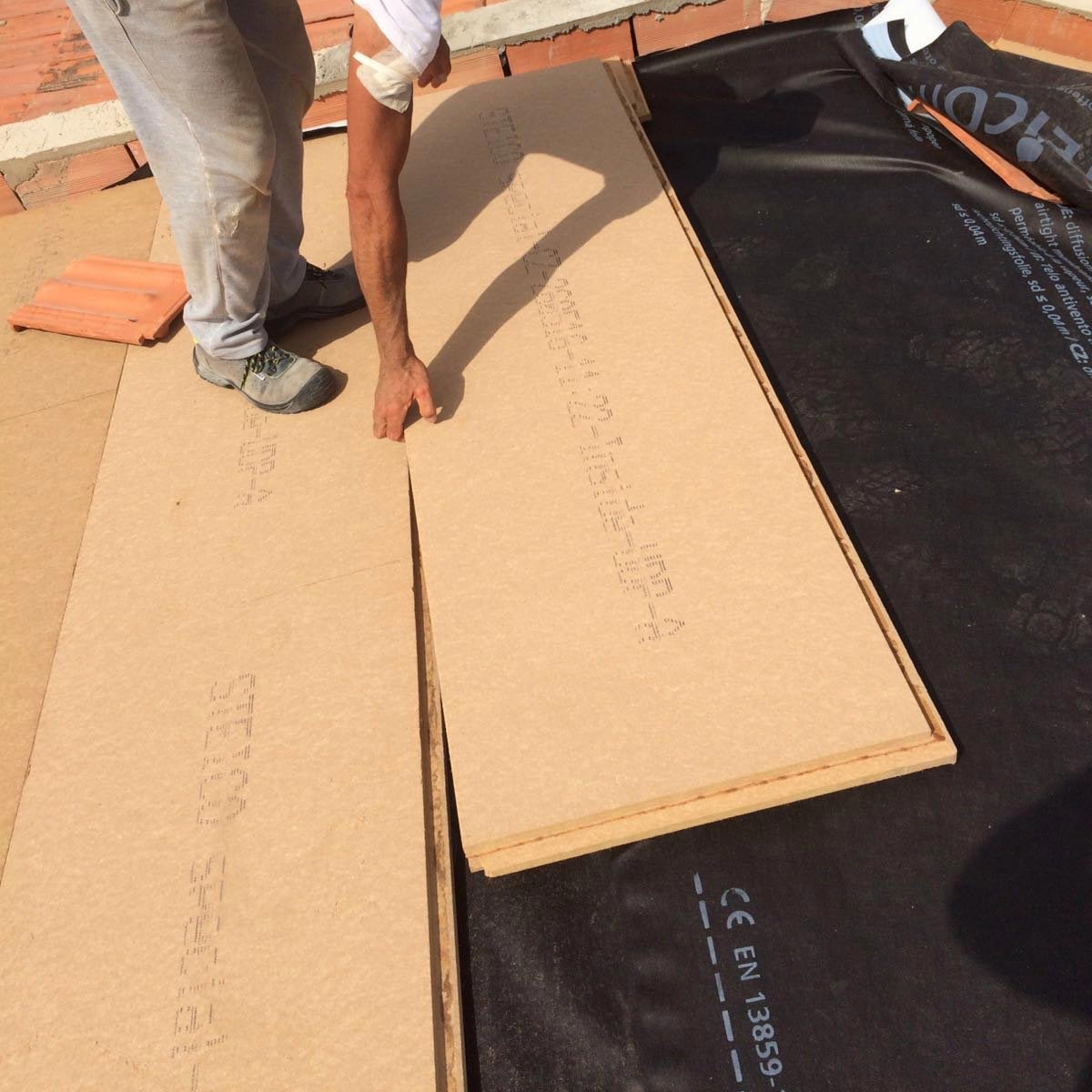 Fiber Wood Insulation FiberTherm Special panels installation on roof